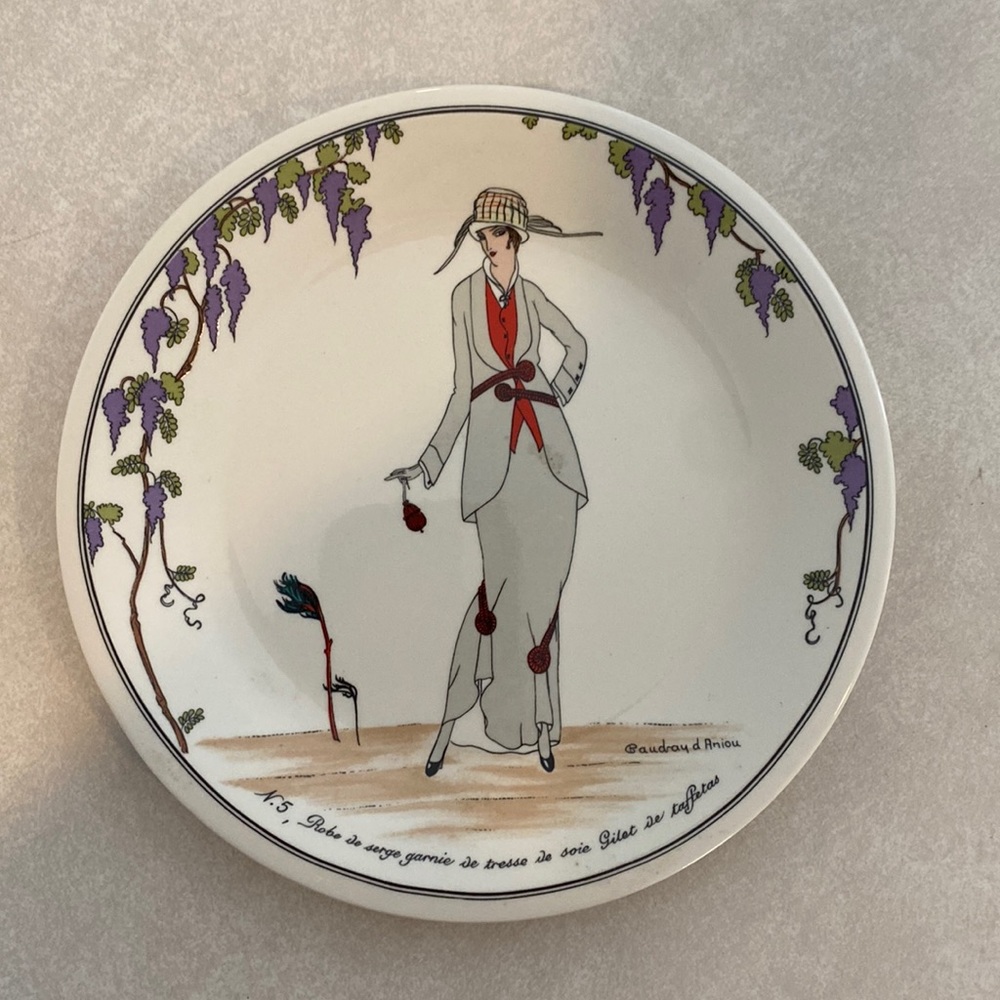 Villeroy & Boch Design 1900 Salad Plate